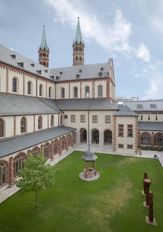 Burkardushaus, Tagungszentrum Am Dom Wurzburg Ngoại thất bức ảnh